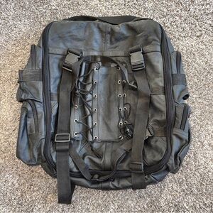 Motorcycle Sissy Bar Black Leather Luggage with Roll Bag Attachment Harley